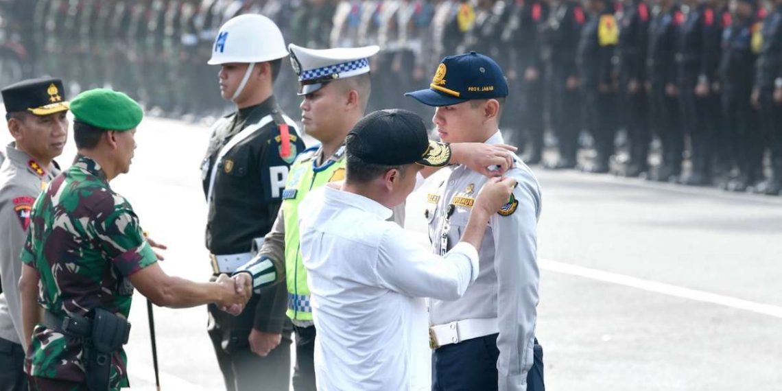 Apel Gelar Pasukan Operasi Ketupa Lodaya Di Depan Gedung Sate