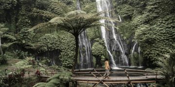 Konservasi wisata alam