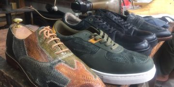 sepatu kulit ceker ayam