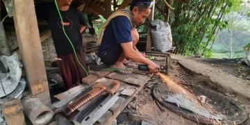 produsen golok