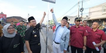 Jalan KH Raden Ma'mun Nawawi