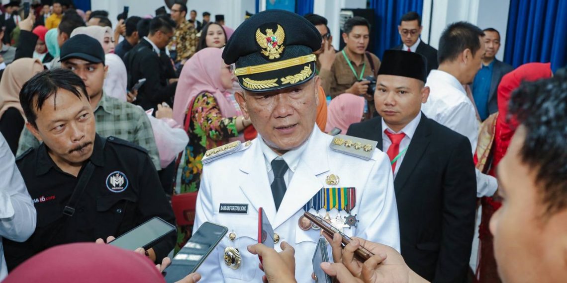 Penjabat Wali Kota Bandung Bambang Tirtoyuliono