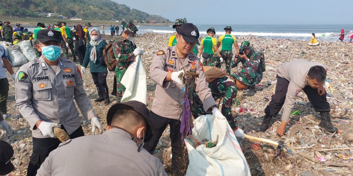 pantai cibutun