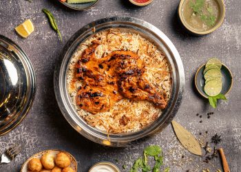 Nasi mandi timur tengah