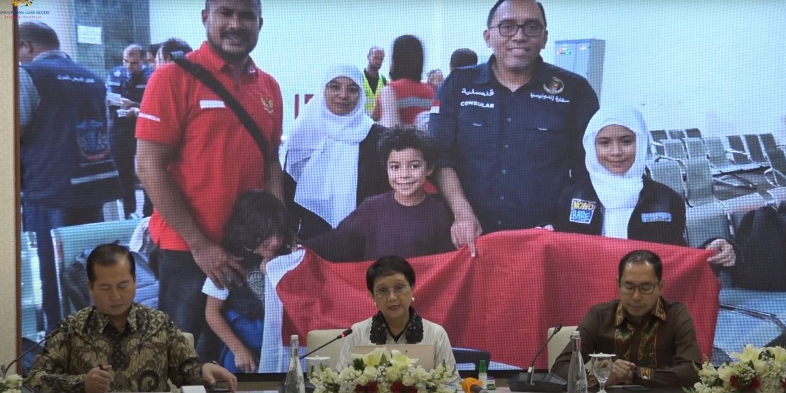 Menlu Retno