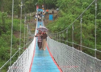 Jembatang gantung di Sumedang