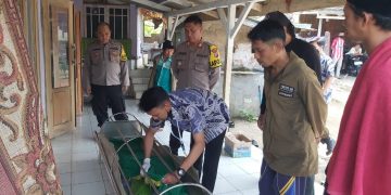 Rumah duka korban peledak buatan.