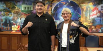 Menteri Pemuda dan Olahraga Republik Indonesia (Menpora RI) Dito Ariotedjo melakukan pertemuan dengan Menteri Pariwisata dan Ekonomi Kreatif (Menparekraf) Sandiaga Salahuddin Uno, Selasa (31/10) siang di Kantor Kemenparekraf, Gedung Sapta Pesona, Jalan Merdeka Barat, Jakarta.(foto:raiky/kemenpora.go.id)