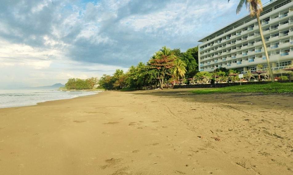 Palabuhanratu Samudra Beach Hotel