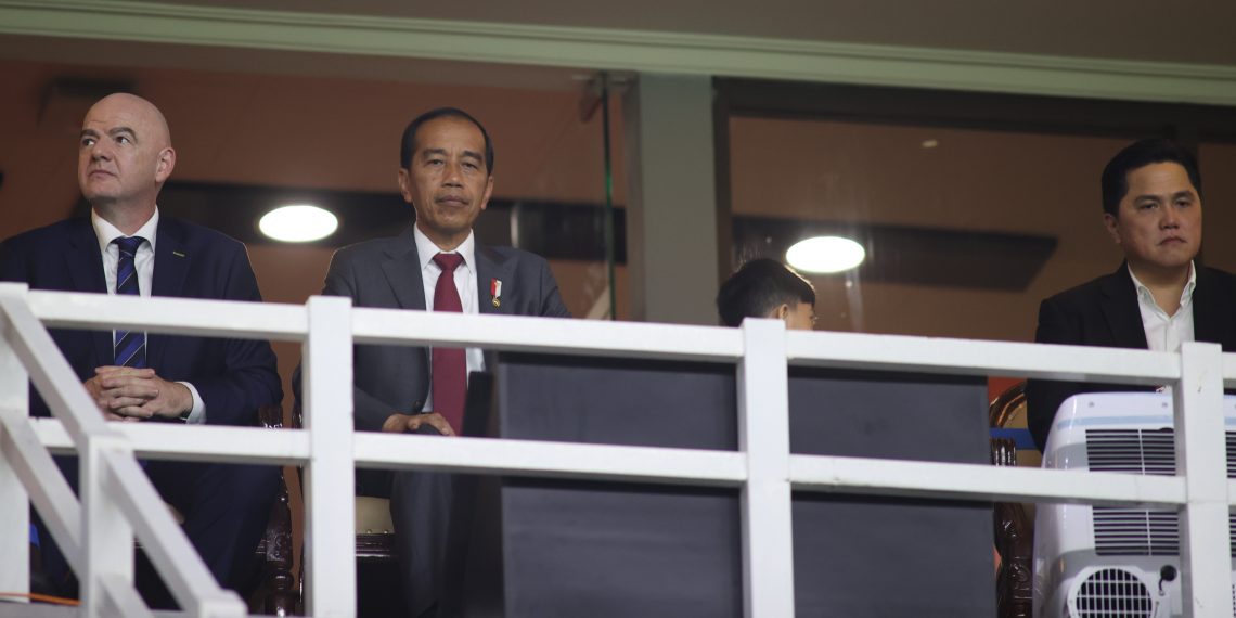 Presiden Jokowi menyaksikan PIala Dunia U-17