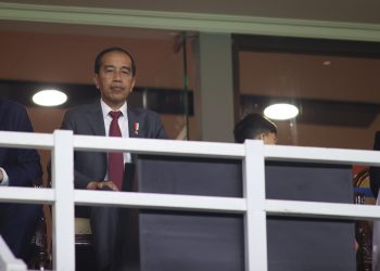 Presiden Jokowi menyaksikan PIala Dunia U-17