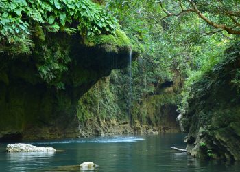 Wisata alam Green Canyon Pangandaran