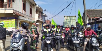 Polisi kawal aksi buruh ke Gedung Sate