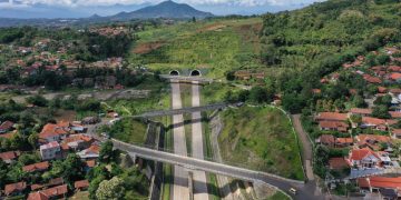 Jalan tol cisumdawu sumedang