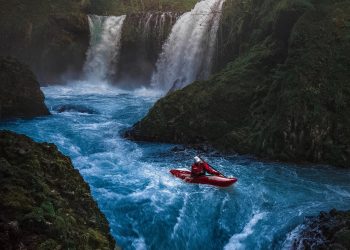Olahraga outdoor kayaking