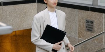 Pakaian kasual kerja kemarau