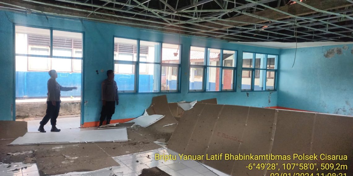 Polres Sumedang monitor kawasan pasca gempa