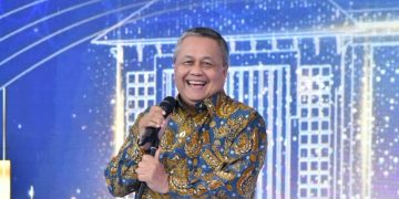 Bagaimana BI menghadapi tantangan keungan global di tahun 2024 ini. Di tengah tantangan pasar keuangan global di tahun 2024, Gubernur Bank Indonesia (BI), Perry Warjiyo optimis menyikapi kondisi tersebut melalui 3 (tiga) hal.