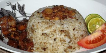 Nasi atau Sangu Tutug Oncom