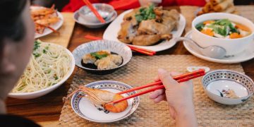 Makanan terlalu malam hidangan imlek pangsit mie chinese food