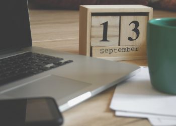 Kalender hari libur hari-hari
