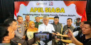 Penjabat Wali Kota Bandung, Bambang Tirtoyuliono memastikan, seluruh Puskesmas di Kota Bandung beroperasi 24 jam pada 14-15 Februari mendatang. Hal ini merupakan bentuk antisipasi Pemerintah Kota (Pemkot) Bandung terkait kesehatan para petugas dan panitia Pemilu.