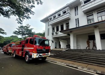 Area Traffic Control System (ATCS) Kota Bandung di Kawasan Balai Kota Bandung mengalami kebakaran sekitar pukul 15.30 WIB. Kebakaran ini diduga karena terjadinya korsleting listrik di area tersebut.