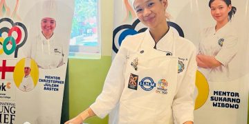 Mahasiswi Poltekpar NHI Bandung Btari Ratnaning Wardhani berhasil mencetak prestasi baru dengan meraih “3rd Best Knife Skill” dan menjadi top 10 dari 60 negara peserta pada ajang kompetisi The 10th IIHM Young Chef Olympiad yang diselenggarakan pada 29 Januari hingga 4 Februari 2024 di Pune, India, (1/2/2023).