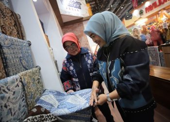 Produk unggulan UMKM Kota Bandung tampil pada acara produk kerajinan bergengsi se-Asia Tenggara, di International Handicraft Trade Fair (Inacraft) 2024, bertempat di Jakarta Convention Center.