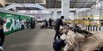 Kereta Api Logistik Angkutan Lebaran