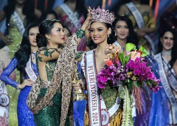 Harashta Haifa Zahra dinobatkan menjadi Puteri Indonesia 2024, Jumat 8 Maret 2024. Mojang Kota Bandung ini menaklukkan pesaing-pesaingnya dengan keanggunan, kecerdasan, dan pesona yang memukau.