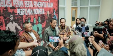 Menteri Pariwisata dan Ekonomi Kreatif/Kepala Badan Pariwisata dan Ekonomi Kreatif (Menparekraf/Kabaparekraf) Sandiaga Salahuddin Uno menghadiri peringatan hari film nasional yang diselenggarakan oleh Festival Film Bulanan (Fesbul) di Universitas Sultan Ageng Tirtayasa (Untirta), Serang, Provinsi Banten, Jumat (29/3/2024).