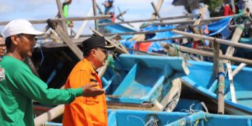 PJ Bupati Garut Tinjau Pantai Rancabuaya