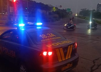 Patroli Polisi cegah balapan liar di Gerbang Tol Soroja di Marga Asih yang dikhawatirkan terjadi aksi balapan liar usai waktu sahur.