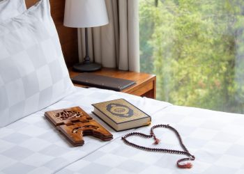 Dengan paket 3 hari 2 malam Eid Mubarak di kamar Deluxe termasuk sarapan dan makan siang Lebaran untuk 2 orang mulai dari Rp 3,629,000 net/kamar.