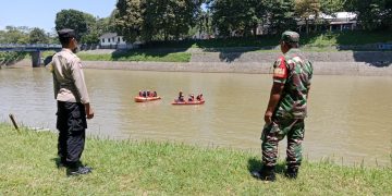 Pencarian pemuda terpeleset jatuh ke Sungai Citanduy Kota Banjar