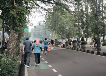 Pemerintah Kota (Pemkot) Bandung kembali menggelar Car Free Day (CFD) di Jalan Ir. H. Juanda dan Buahbatu, Minggu 3 Maret 2024. Warga menyambut antusias digelarnya kembali CFD setelah libur Natal dan Tahun Baru 2024 lalu.