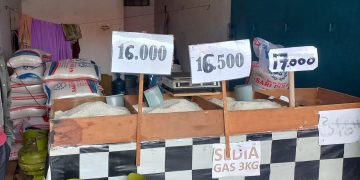 Harga beras di pasar tradisional di Kabupaten Bandung Selasa (12/3/2024)