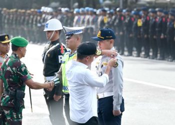 Apel gelar pasukan gabungan Operasi Ketupat Lodaya 2024 digelar di depan Gedung Sate, Jalan Diponegoro, Kota Bandung, Rabu (3/4/2024).