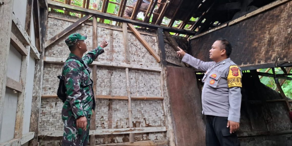 Gempa Garut rusak dapur semi permanen di Dusun Bojong RT 05 RW 02 Kelurahan Situbatu Kecamatan Banjar Kota Banjar Jawa Barat.