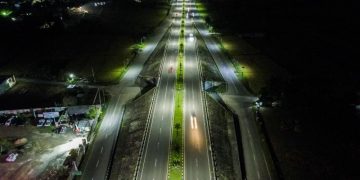 Lampu penerangan jalan umum