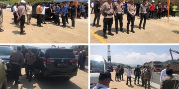 Menko PMK tinjau lokasi longsor Tol Bocimi Rabu (17/4/2024).
Tepatnya di jembatan Ciseupan Kampung Sikup RT 001/009 Desa Purwasari Kecamatan Cicurug Kabupaten Sukabumi. (FOTO: Istimewa)