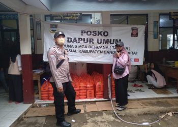 Posko Bencana Longsor Bandung Barat Polisi