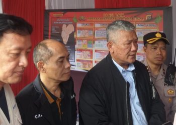 Pj Wali Kota Bandung kunjungi Pospam Terminal Ledeng Kota Bandung pada Sabtu (13/4/2024). (FOTO: Istimewa)