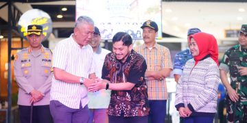 Ide nama Braga Beken diusulkan oleh Rahmat Lazuardi menjadi nama resmi kawasan bebas kendaraan (Beken) di Jalan Braga pada akhir pekan.