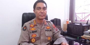 Kepolisian Daerah (Polda) Jawa Barat menetapkan dua orang bersaudara yang dilaporkan warga Dago Elos, yakni Heri Hermawan Muller dan Dodi Rustandi Muller sebagai tersangka.