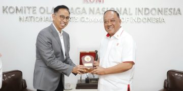 Ketum Komite Olahraga Nasional Indonesia Pusat Marciano Norman menerima Dekan Fakultas Kedokteran Universitas Pendidikan Indonesia (FK UPI) Hamidie Daniel Ray dan jajarannya pada 8 Mei 2024.