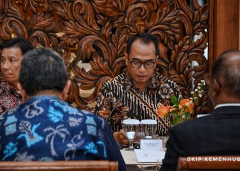 Menhub sampaikan rencana Forum Sistem Transportasi Cerdas Asia Pasifik 2024 di Jakarta. Menteri Perhubungan Budi Karya Sumadi mengadakan pertemuan dengan sejumlah Duta Besar Negara Anggota Forum Transportasi Cerdas (Intelligent Transport System/ITS) Asia Pasifik.