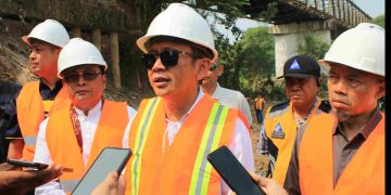 Pj Bupati Bekasi Dani Ramdan usai ground breaking pembangunan Jembatan Cipamingkis Cibarusah, pada Sabtu (18/05/2024) kemarin.