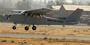 Pesawat jenis Cessna 172 Skyhawk adalah pesawat sayap tetap empat kursi, bermesin tunggal, sayap tinggi (high wing) yang dibuat oleh Cessna Aircraft Company.